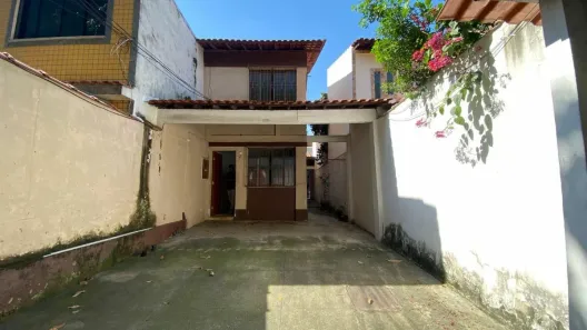 Casa com 2 Quartos à venda, 70m² no Irajá, Rio de Janeiro