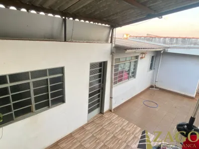 Casa com 3 Quartos à venda, 250m² no Vila Rezende, Franca