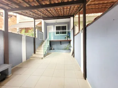 Casa com 2 Quartos à venda, 80m² no Essolandia, Nova Iguaçu