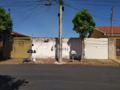 Casa com 2 Quartos para alugar, 110m² no Jardim Caparroz, São José do Rio Preto