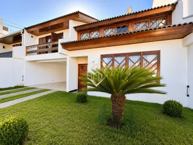 Sobrado com 3 Quartos à venda, 319m² no Portão, Curitiba