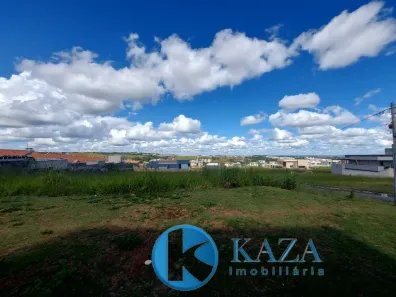 Lote/Terreno à venda, 300m² no Jardins Versailles, Valparaíso de Goiás