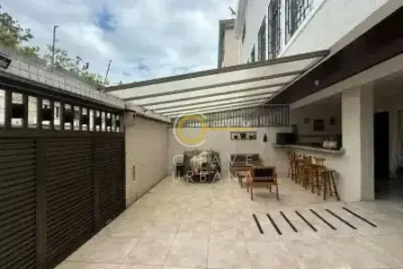 Sobrado com 3 Quartos à venda, 159m² no Embaré, Santos