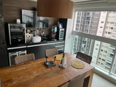 Apartamento com 3 Quartos para venda ou aluguel, 210m² no Vila Olímpia, São Paulo
