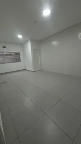 Sala Comercial para alugar, 28m² no Vila Carmosina, São Paulo