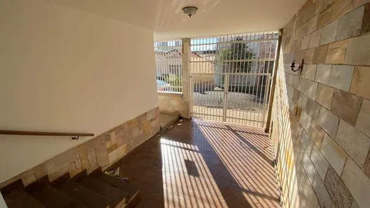 Casa com 3 Quartos à venda, 140m² no Cidade Alta, Piracicaba