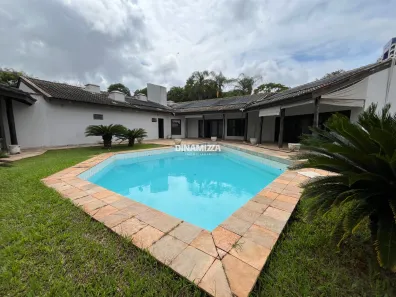 Casa com 5 Quartos para alugar, 545m² no Vila Militar, Uberaba