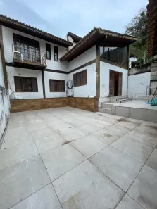 Casa com 4 Quartos para alugar, 110m² no Recreio dos Bandeirantes, Rio de Janeiro