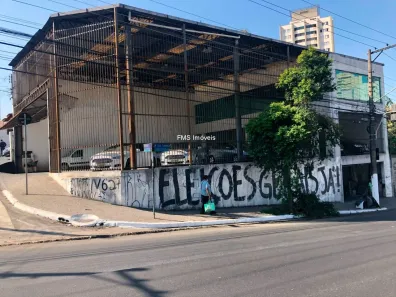 Galpão/Depósito/Armazém à venda, 600m² no Vila Sofia, São Paulo