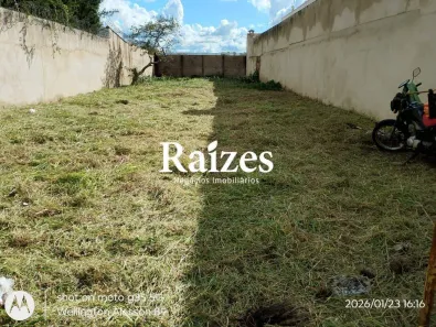 Lote/Terreno à venda, 400m² no Brasil, Uberlândia