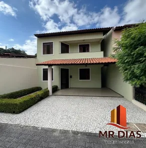 Casa de Condomínio com 4 Quartos à venda, 140m² no Maraponga, Fortaleza