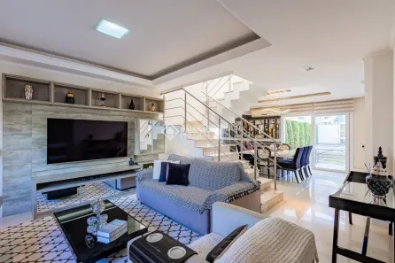 Casa com 3 Quartos à venda, 270m² no Sarandi, Porto Alegre