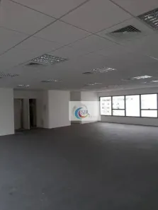 Sala Comercial para alugar, 93m² no Indianópolis, São Paulo