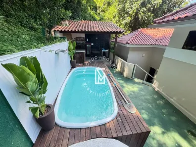 Casa de Condomínio com 3 Quartos à venda, 900m² no Campo Grande, Rio de Janeiro