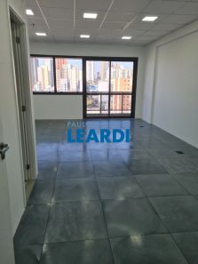 Sala Comercial à venda, 42m² no Centro, São Bernardo do Campo