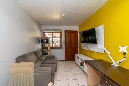 Casa com 2 Quartos à venda, 50m² no Morada do Bosque, Cachoeirinha