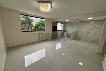 Apartamento com 2 Quartos para alugar, 78m² no Sarandi, Sarandi