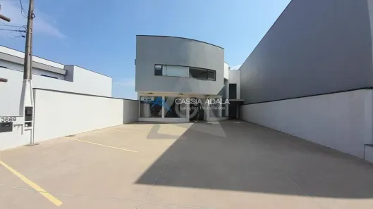Prédio Comercial para alugar, 295m² no Swiss Park, Campinas