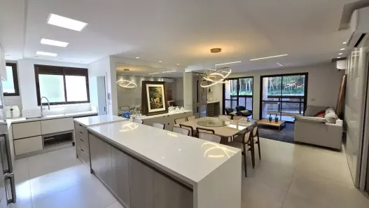Apartamento com 4 Quartos à venda, 210m² no Itacorubi, Florianópolis