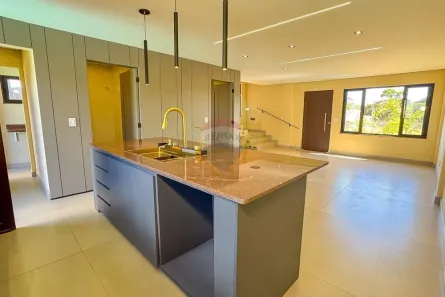 Casa com 4 Quartos à venda, 200m² no Valparaiso II, Valparaíso de Goiás