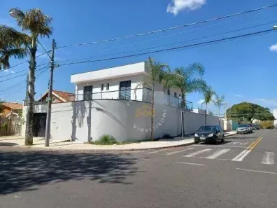 Casa com 3 Quartos para venda ou aluguel, 277m² no Jardim Nova Europa, Campinas