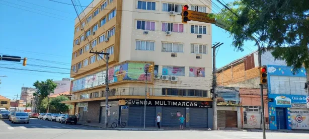 Ponto Comercial à venda, 210m² no São Geraldo, Porto Alegre