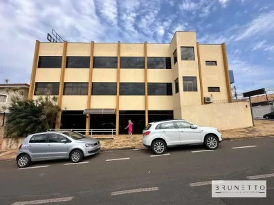 Prédio Comercial para alugar, 208m² no Boa Vista, São José do Rio Preto