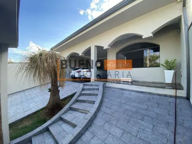 Casa com 3 Quartos para alugar, 176m² no Jardim Ipiranga, Americana