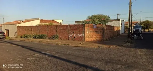 Lote/Terreno à venda, 377m² no Cidade Nova, Uberaba