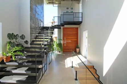 Casa de Condomínio com 5 Quartos para alugar, 360m² no Vila Nova, Porto Alegre