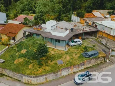 Casa com 3 Quartos à venda, 264m² no Nova Brasília, Joinville
