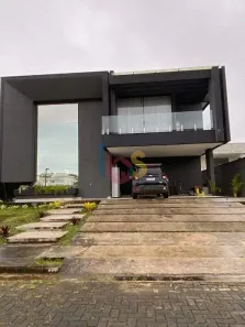 Casa com 4 Quartos para alugar, 300m² no Parque Verde, Itabuna