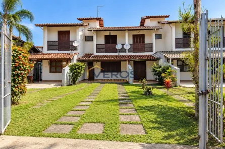 Casa de Condomínio com 3 Quartos à venda, 104m² no Indaiá, Caraguatatuba