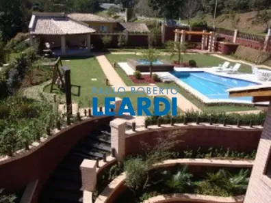 Casa com 4 Quartos à venda, 950m² no Vila de São Fernando, Cotia