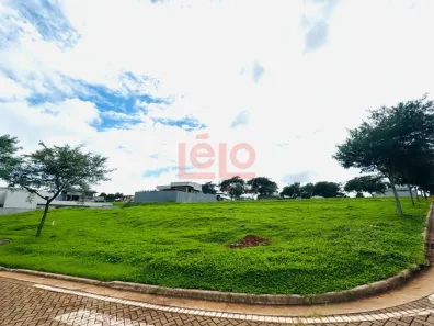 Lote/Terreno à venda, 979m² no Jardins de Monet Residence, Maringá