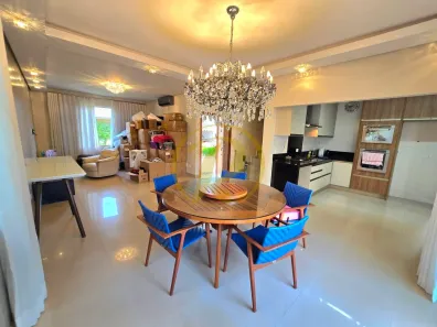 Casa de Condomínio com 3 Quartos para alugar, 195m² no Esperança, Londrina