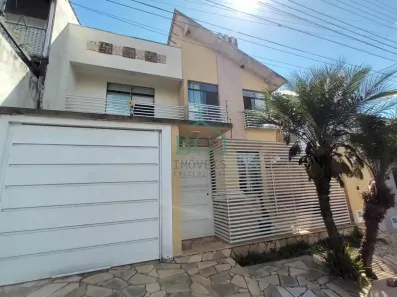 Casa com 3 Quartos à venda, 198m² no Jardim Centenário, Poços de Caldas
