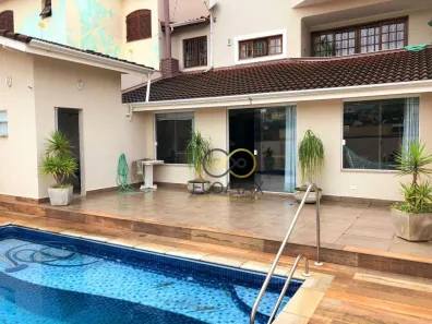 Casa com 4 Quartos à venda, 430m² no Vila Galvão, Guarulhos
