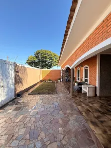 Casa com 3 Quartos à venda, 259m² no Jardim Santa Fé, Limeira