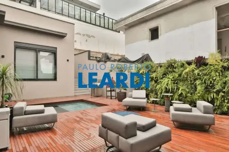 Casa de Condomínio com 4 Quartos à venda, 365m² no Alphaville, Santana de Parnaíba