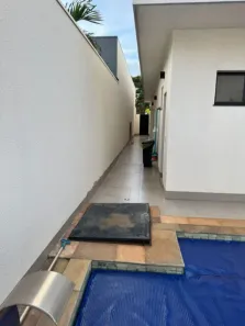 Casa de Condomínio com 3 Quartos à venda, 194m² no Novo Mundo, Uberlândia