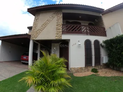 Casa com 3 Quartos à venda, 220m² no Parque Jóquei Club, Campos dos Goytacazes