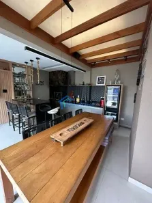 Sobrado com 3 Quartos à venda, 300m² no Jardim Residencial Alto de Itaici, Indaiatuba