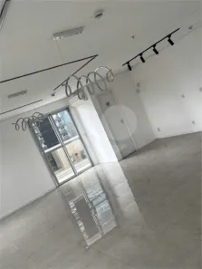 Sala Comercial para alugar, 50m² no Várzea da Barra Funda, São Paulo