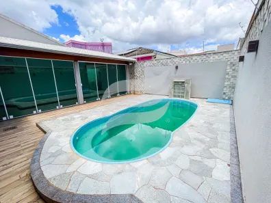 Casa com 3 Quartos à venda, 242m² no Ipanema, Araçatuba