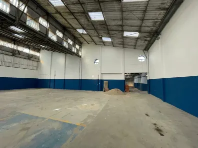 Galpão/Depósito/Armazém para alugar, 1400m² no Vila Carrão, São Paulo