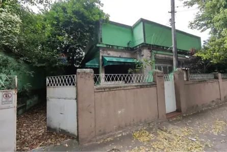 Casa com 3 Quartos à venda, 400m² no Ramos, Rio de Janeiro