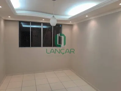 Apartamento com 2 Quartos para alugar, 64m² no Célvia, Vespasiano