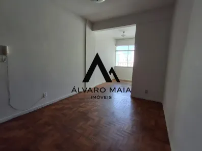 Apartamento com 3 Quartos para alugar, 80m² no Centro, Belo Horizonte