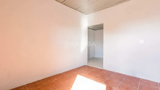 Casa com 2 Quartos para alugar, 45m² no Farrapos, Porto Alegre